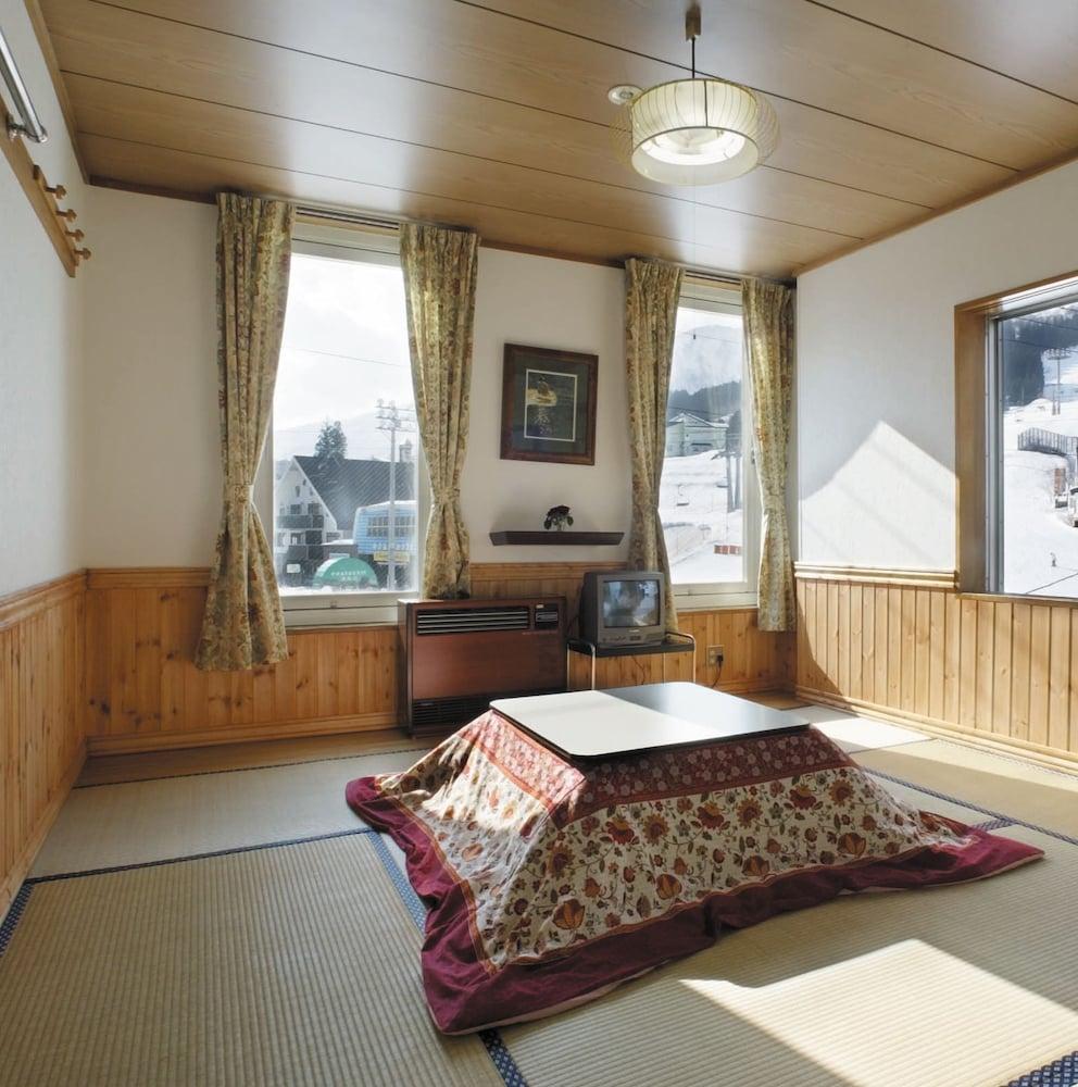 Hotel Mistral Minamiuonuma Zewnętrze zdjęcie